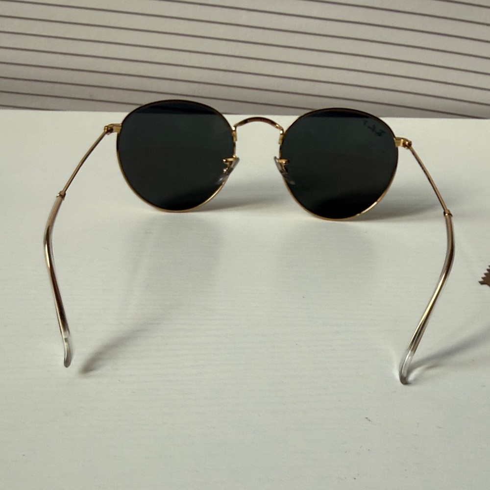 Ray-Ban Polarized Round Metal Sunglasses - Picture 6 of 6